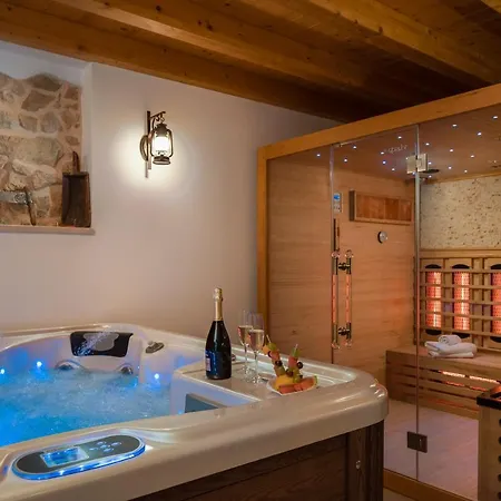 Rustic Luxury Fulmin *