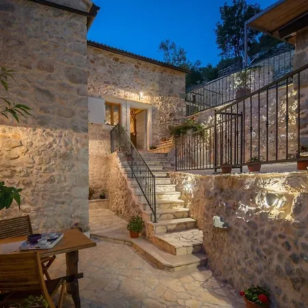 فيلة Rustic Luxury Fulmin Malo Grablje