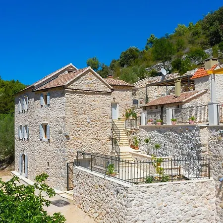 Rustic Luxury Fulmin Malo Grablje