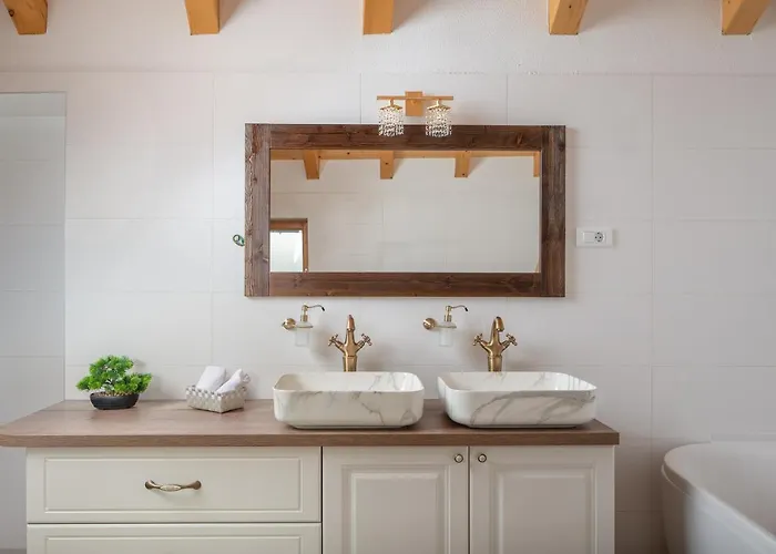 Rustic Luxury Fulmin Malo Grablje