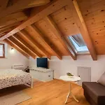 Rustic Luxury Fulmin