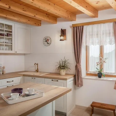 Rustic Luxury Fulmin Vila Malo Grablje