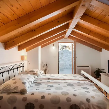 Vila Rustic Luxury Fulmin *