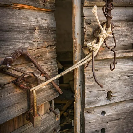 Willa Rustic Luxury Fulmin