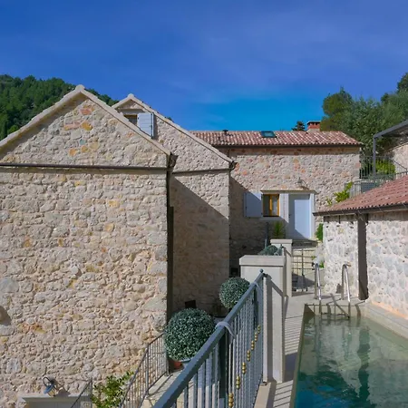 Willa Rustic Luxury Fulmin *