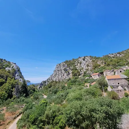 Willa Rustic Luxury Fulmin *